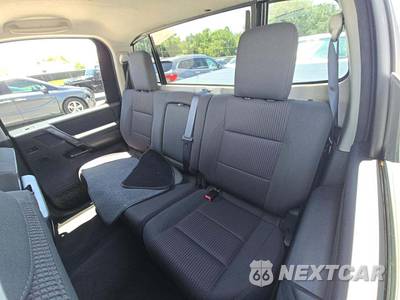 2013 Nissan TITAN SV Crew Cab Short Bed - zdjęcie 13 z 20 - miniatura
