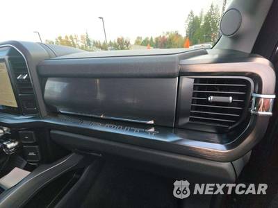 2026 Ford Super Duty F-250 Lariat Crew Cab Medium Bed - zdjęcie 19 z 20 - miniatura