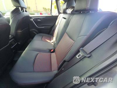 2024 Toyota RAV4 Prime XSE - zdjęcie 13 z 22 - miniatura