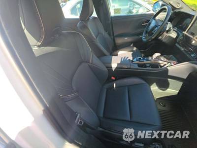 2026 Toyota Crown Platinum - zdjęcie 18 z 20 - miniatura
