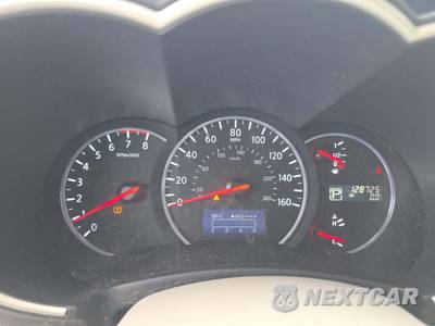 2015 Nissan Quest S 118.1" WB - zdjęcie 9 z 28 - miniatura