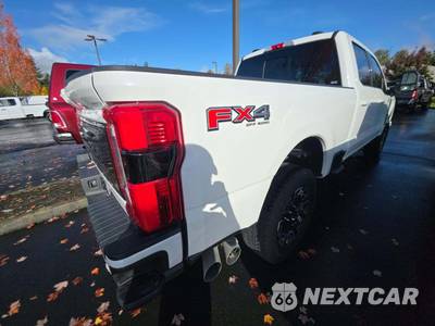 2025 Ford Super Duty F-350 Platinum Crew Cab Medium Bed - zdjęcie 3 z 20 - miniatura