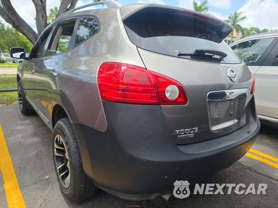 2014 Nissan Rogue Select S - zdjęcie 2 z 32 - miniatura