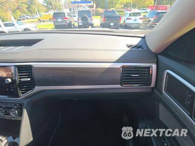2023 Volkswagen Atlas 2.0T SE w/Technology - zdjęcie 19 z 24 - miniatura
