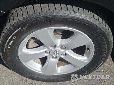 2013 Toyota Sienna LE 8-Passenger 119.3" WB - zdjęcie 18 z 22 - miniatura