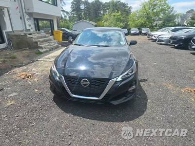 2020 Nissan Altima SL - zdjęcie 2 z 36 - miniatura