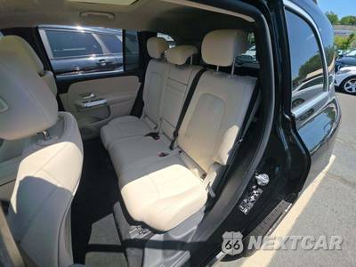 2022 Mercedes-Benz GLB 250 4MATIC - zdjęcie 13 z 22 - miniatura