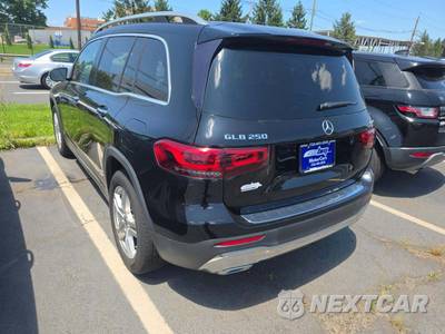 2022 Mercedes-Benz GLB 250 4MATIC - zdjęcie 2 z 22 - miniatura