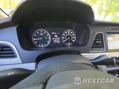 2017 Hyundai Sonata SE - zdjęcie 8 z 36 - miniatura