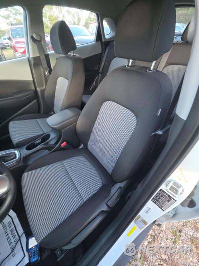 2021 Hyundai Kona SE - zdjęcie 3 z 25 - miniatura