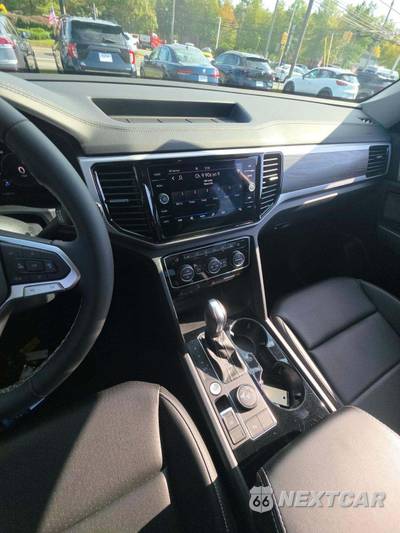 2023 Volkswagen Atlas 2.0T SE w/Technology - zdjęcie 10 z 26 - miniatura