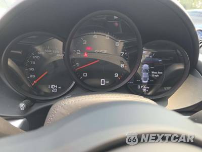 2025 Porsche 718 Cayman GTS 4.0 - zdjęcie 8 z 17 - miniatura
