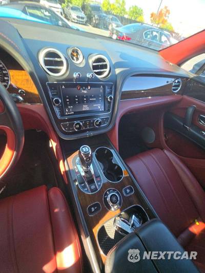 2018 Bentley Bentayga Onyx - zdjęcie 10 z 26 - miniatura