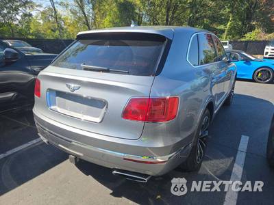 2018 Bentley Bentayga Onyx - zdjęcie 3 z 26 - miniatura