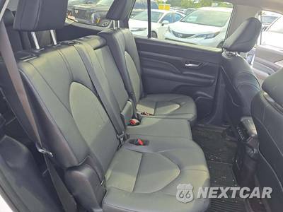 2026 Toyota Grand Highlander Hybrid XLE - zdjęcie 14 z 18 - miniatura