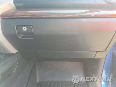 2017 Toyota Tundra Limited Crew Cab Short Bed - zdjęcie 19 z 28 - miniatura