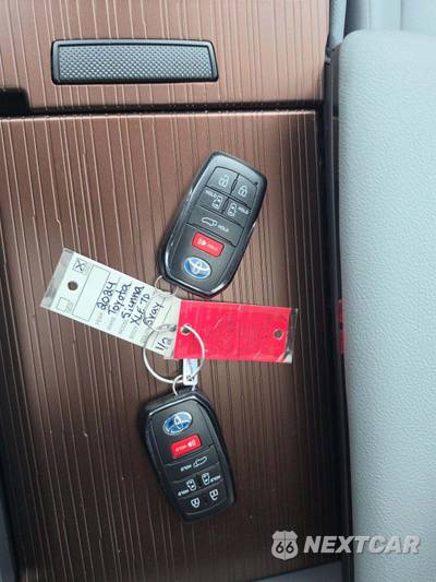 2024 Toyota Sienna XLE 7-Passenger 120.5" WB - zdjęcie 8 z 22 - miniatura