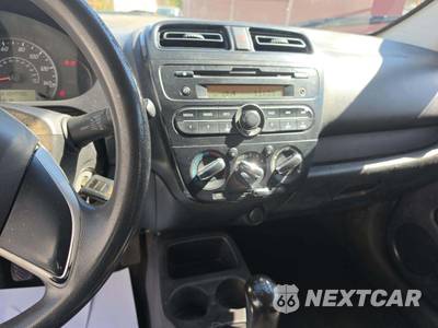 2017 Mitsubishi Mirage G4 ES - zdjęcie 10 z 40 - miniatura