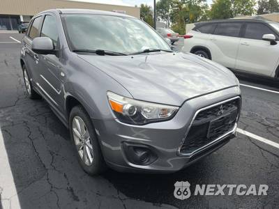 2015 Mitsubishi Outlander Sport ES - zdjęcie 4 z 27 - miniatura
