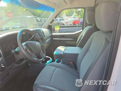 2012 Nissan NV3500 HD Cargo SV High Roof 146.1" WB - zdjęcie 6 z 26 - miniatura