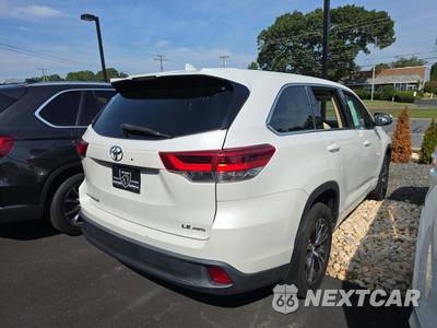 2018 Toyota Highlander LE Plus - zdjęcie 3 z 30 - miniatura