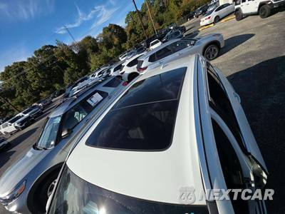 2026 BMW X5 Sports Activity Vehicle xDrive40i - zdjęcie 12 z 23 - miniatura