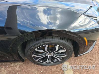 2025 Toyota Crown Signia XLE - zdjęcie 23 z 26 - miniatura