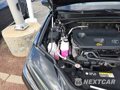 2025 Toyota Crown Signia XLE - zdjęcie 24 z 26 - miniatura