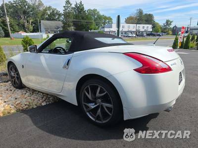 2014 Nissan 370Z Touring Convertible - zdjęcie 2 z 27 - miniatura