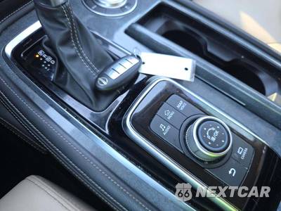 2022 Nissan Armada SV - zdjęcie 5 z 20 - miniatura