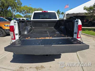 2024 Ram 3500 Big Horn Crew Cab Long Bed - zdjęcie 11 z 18 - miniatura