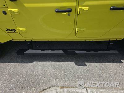 2023 Jeep Gladiator Willys Crew Cab Medium Bed - zdjęcie 19 z 20 - miniatura