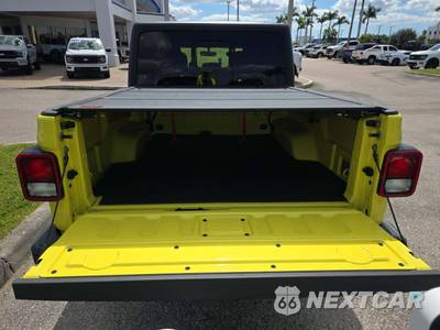 2023 Jeep Gladiator Willys Crew Cab Medium Bed - zdjęcie 11 z 20 - miniatura