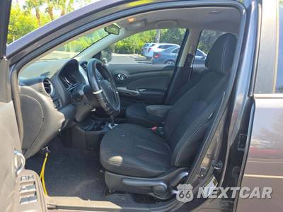 2015 Nissan Versa SV - zdjęcie 3 z 23 - miniatura