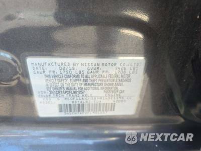 2015 Nissan Versa SV - zdjęcie 2 z 23 - miniatura
