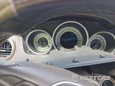 2012 Mercedes-Benz C 250 Sedan - zdjęcie 9 z 20 - miniatura