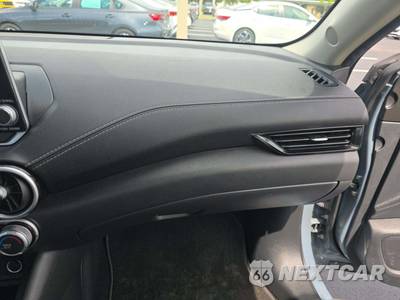 2025 Nissan Sentra SV - zdjęcie 16 z 22 - miniatura