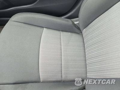 2025 Nissan Sentra SV - zdjęcie 19 z 22 - miniatura