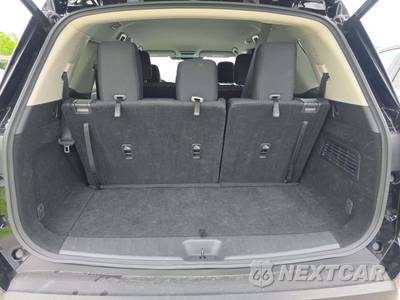 2025 Nissan Pathfinder SV - zdjęcie 15 z 21 - miniatura