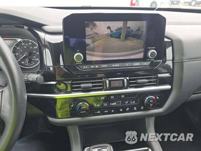 2025 Nissan Pathfinder SV - zdjęcie 10 z 21 - miniatura