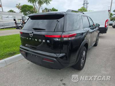 2025 Nissan Pathfinder SV - zdjęcie 3 z 21 - miniatura
