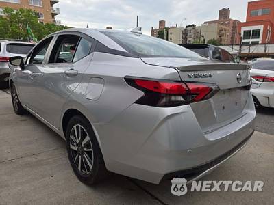 2025 Nissan Versa SV - zdjęcie 2 z 21 - miniatura