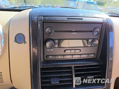 2006 Ford Explorer XLT - zdjęcie 10 z 26 - miniatura