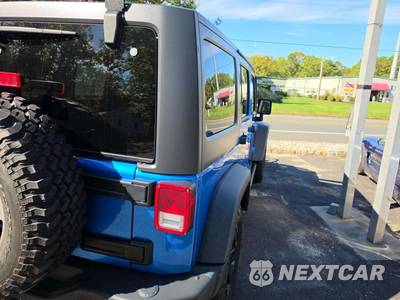 2016 Jeep Wrangler Unlimited Hard Rock Edition - zdjęcie 3 z 24 - miniatura