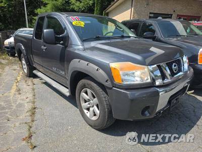 2011 Nissan TITAN SV Extended Cab Medium Bed - zdjęcie 4 z 32 - miniatura