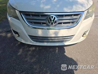 2010 Volkswagen Routan SE w/Rear Seat Entertainment 121.2" WB - zdjęcie 22 z 29 - miniatura