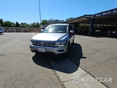 2021 Volkswagen Tiguan S - zdjęcie 1 z 30 - miniatura
