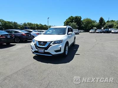 2020 Nissan Rogue SV - zdjęcie 1 z 30 - miniatura