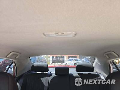 2013 Toyota Corolla S - zdjęcie 8 z 17 - miniatura