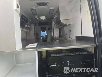 2021 Mercedes-Benz Sprinter 4500 Cargo Van DRW High Roof 170.0" WB - zdjęcie 14 z 20 - miniatura